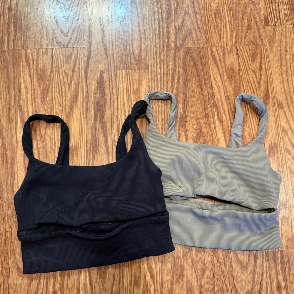 ALO Yoga slit bra